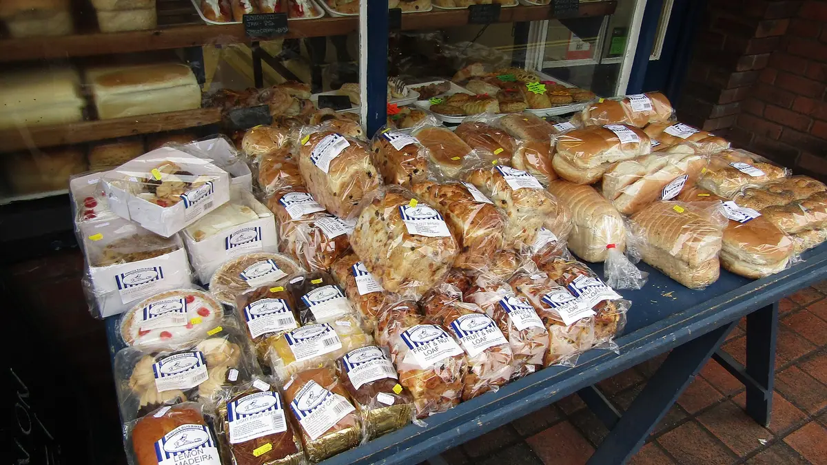 Eggless Cake Shop bakes